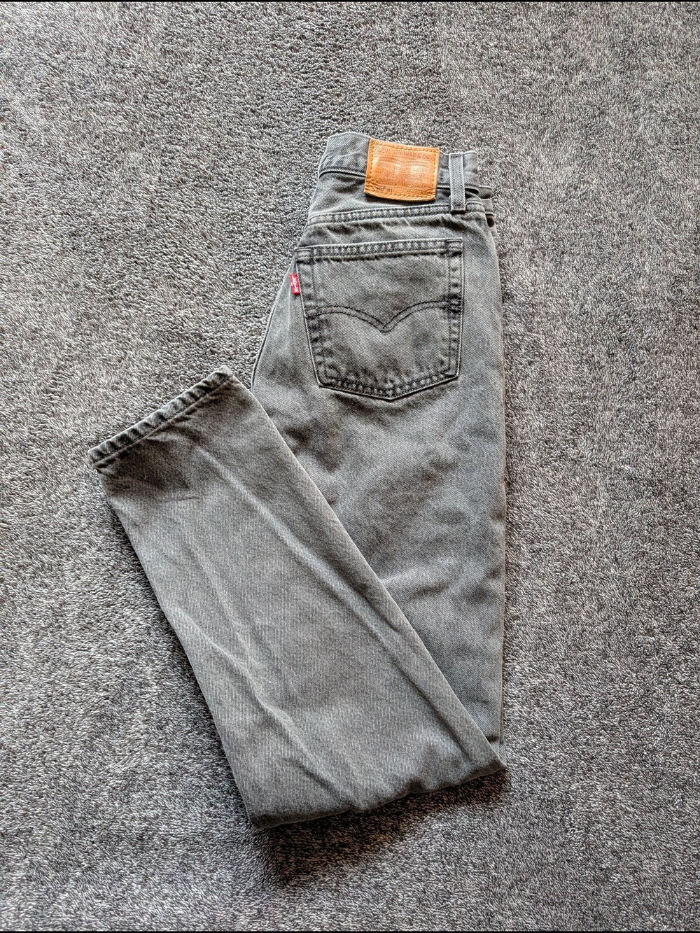 Levi's Women's Straight Leg Jeans in Washed Gray